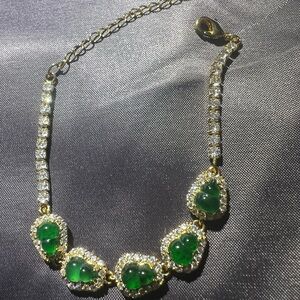 Elegant Gold and Green Necklace